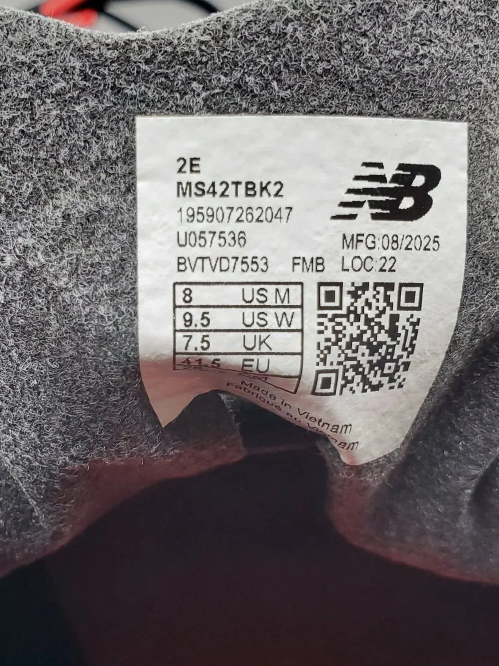 NWOT NEW BALANCE 442 V2 TEAM TF SOCCER SHOES